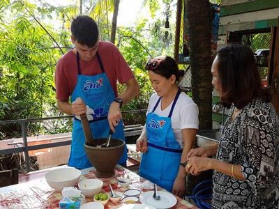 Bangkok Culinary Experience by Bike