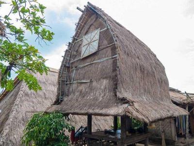 A unique roof of a structure in Sasak Village