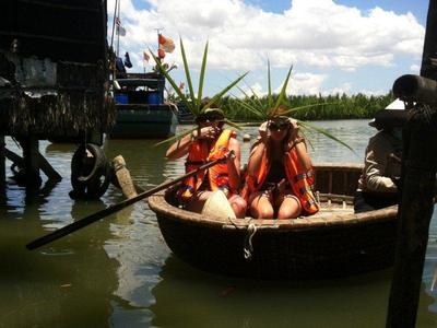 Basket boat experience hoi an