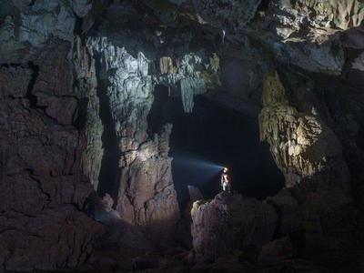 Hang Over Cave Explore Hang Pygmy (2Days/1Night)