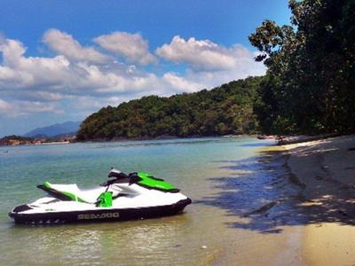 Jetski on the island