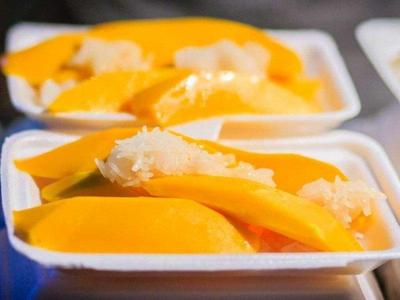 Mango sticky rice in Bangkok