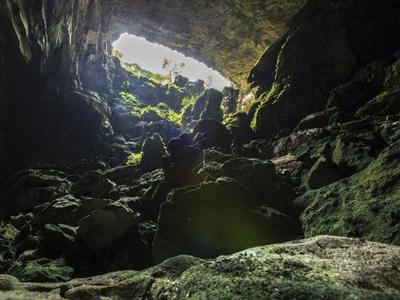 Pu Luong Nature Reserve Trekking Adventure doi-cave-3