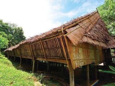 Rungus longhouse of Kampung Bavanggazo