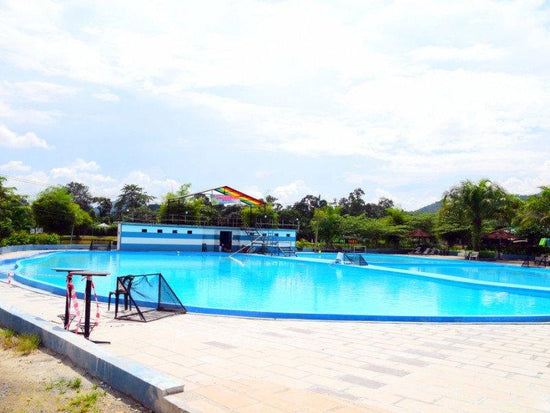 swimming pool area SEVRR