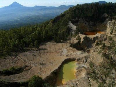 Wawo Muda crater lakes in Flores
