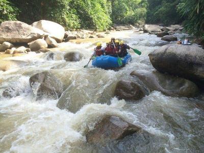 White water rafting adventure in Sungai Kampar